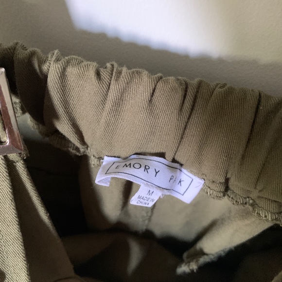 Cute overall onesie. Olive green. - Picture 3 of 3